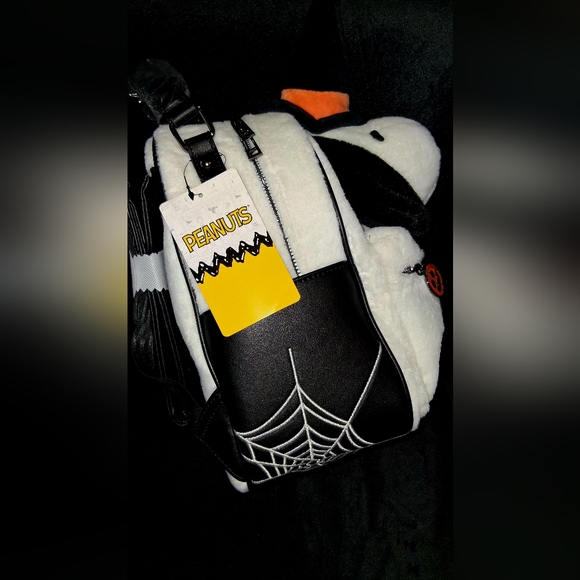 New Peanuts Snoopy Witch Plush Mini Backpack Witch Pumpkin Spider - Picture 3 of 11